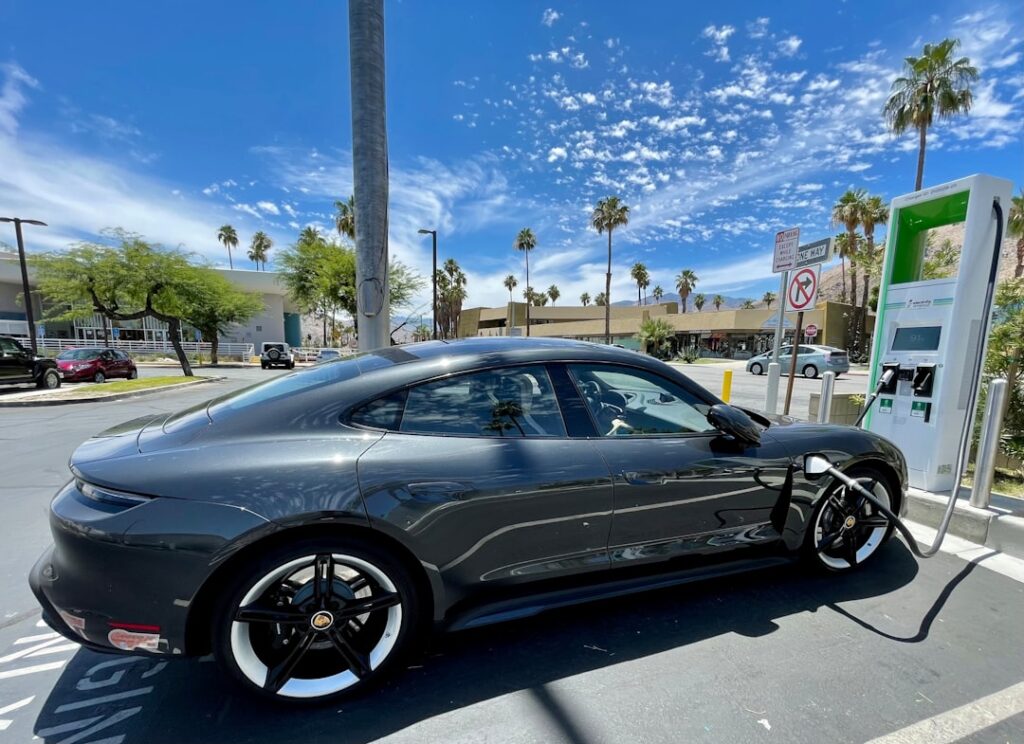 découvrez les voitures électriques, l'avenir de la mobilité durable. explorez les avantages, innovations et modèles disponibles sur le marché pour une conduite écologique et économique.