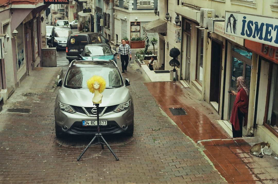 découvrez la renault mégane électrique, alliant performance et autonomie. avec une gamme impressionnante pour répondre à tous vos besoins, cette voiture innovante est conçue pour un avenir durable. explorez ses caractéristiques, son confort et ses technologies de pointe.