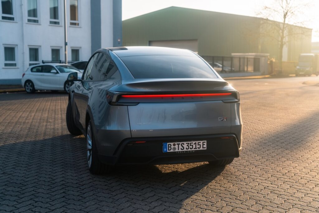 découvrez notre sélection de suv électriques alliant performance, confort et durabilité. explorez les dernières innovations en matière de mobilité écologique et trouvez le modèle idéal pour vos trajets quotidiens.
