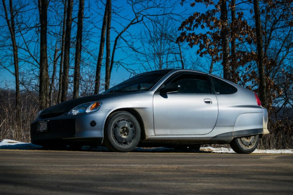 découvrez la honda insight, la berline hybride au design élégant et moderne. alliant performance, confort et efficacité énergétique, la honda insight est idéale pour ceux qui recherchent une conduite soucieuse de l'environnement sans compromis sur le plaisir de conduite.