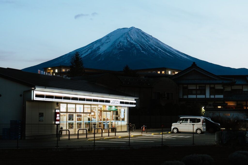 découvrez le nakamura e-summit 950s, la solution ultime pour les professionnels de l'usinage. profitez de performances exceptionnelles, d'une technologie de pointe et d'une précision inégalée pour vos projets d'usinage. optimisez votre productivité et explorez de nouvelles possibilités avec cette machine révolutionnaire.