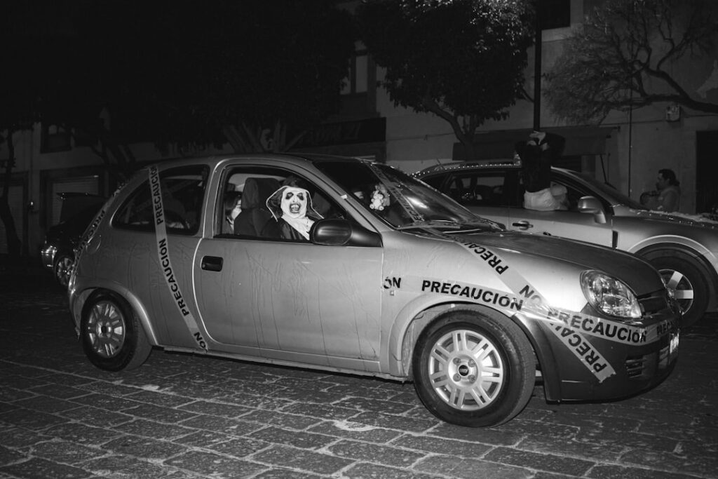 découvrez la renault 5 electric, un retour iconique alliant design rétro et technologie moderne. profitez d'une conduite durable et dynamique avec cette citadine électrique qui conserve le charme intemporel de la célèbre renault 5 tout en intégrant des solutions écologiques innovantes.