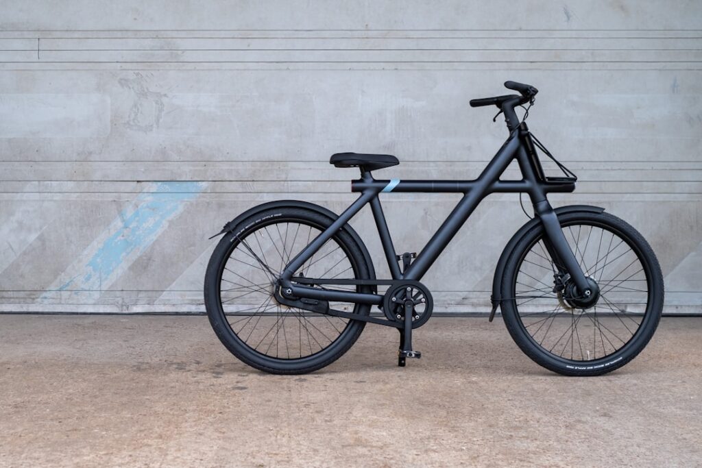 découvrez les avantages du vélo électrique : une solution écologique, économique et pratique pour vos déplacements urbains ou loisirs. conseils, astuces et comparatifs pour bien choisir votre vélo électrique.