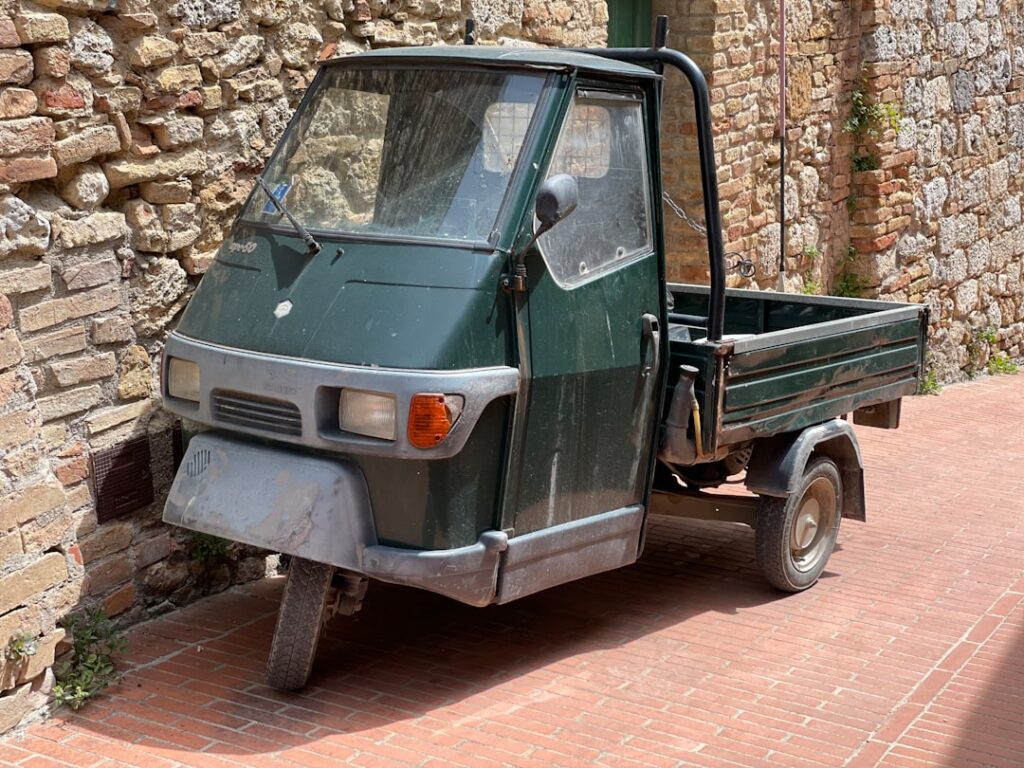 découvrez la fiat 600 electric : le nouveau suv compact 100% électrique doté d’une autonomie performante, d’un design moderne et d’équipements innovants. parfait pour la mobilité urbaine responsable.