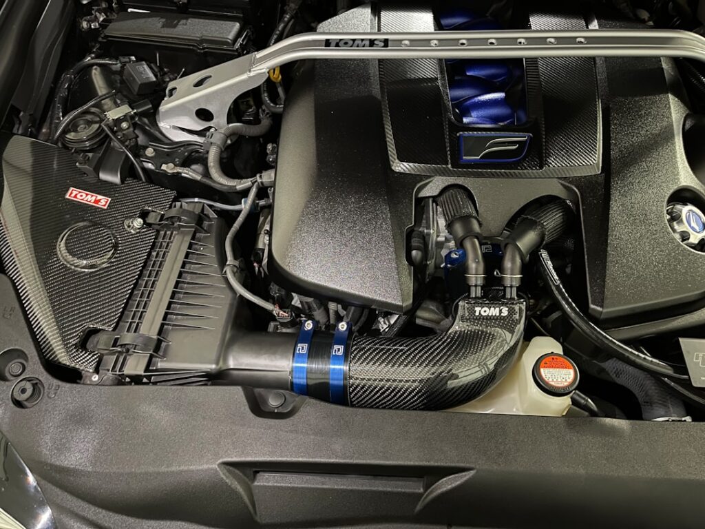 découvrez le hyundai tucson plug-in hybrid : un suv innovant alliant puissance, économie de carburant et conduite écologique. parfait pour la ville comme pour les longs trajets, profitez de la technologie hybride rechargeable sans compromis sur le confort.