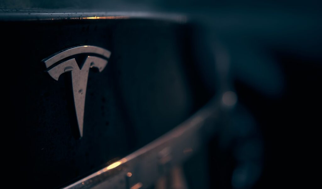 découvrez l'univers de tesla : actualités, innovations, voitures électriques, et technologies futuristes. suivez les avancées de la marque d'elon musk dans le domaine de la mobilité durable et des énergies renouvelables.