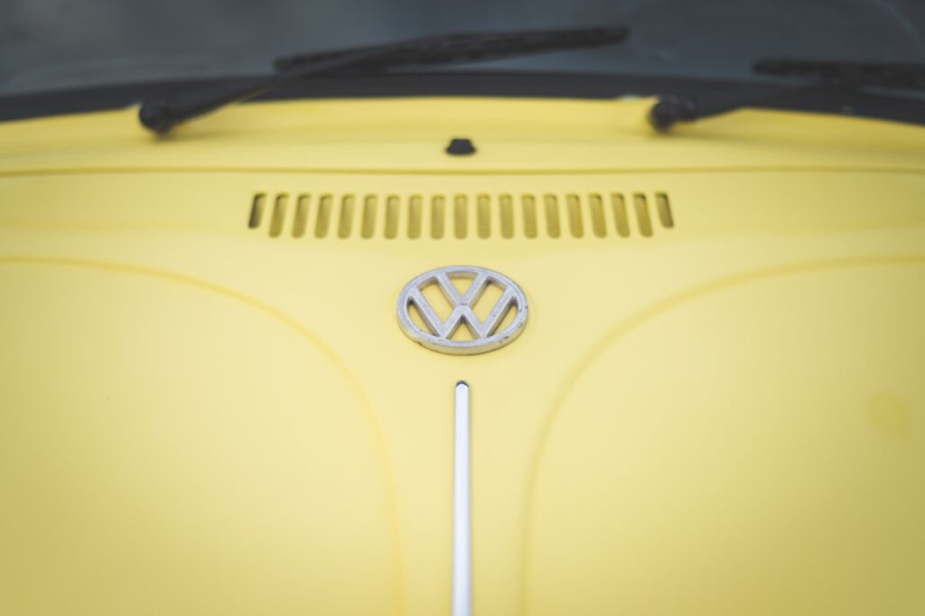 découvrez l'autonomie de la volkswagen id.3 : performances, capacités de batterie et conseils pour optimiser vos trajets en toute sérénité avec ce véhicule 100% électrique.