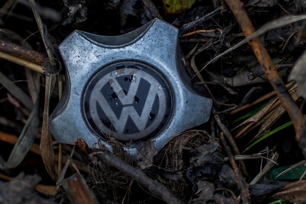 découvrez la volkswagen arteon phev, la berline hybride rechargeable alliant élégance, performance et efficacité, idéale pour une conduite moderne et respectueuse de l'environnement.