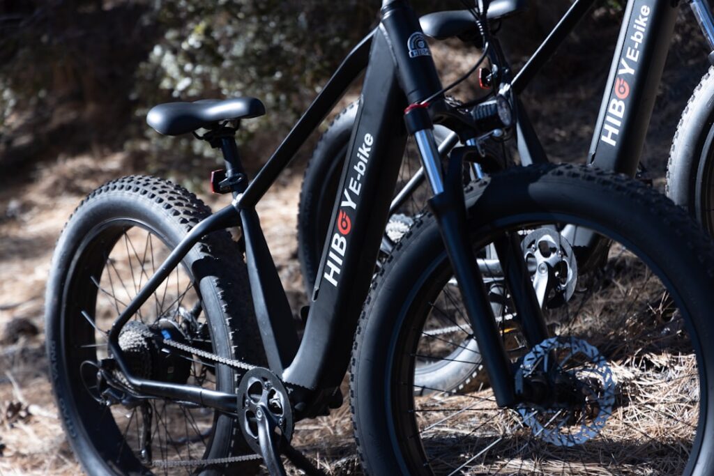 découvrez tout sur le vélo électrique : avantages, fonctionnement, conseils d’achat et comparatifs pour trouver le modèle idéal adapté à vos besoins et à votre budget.