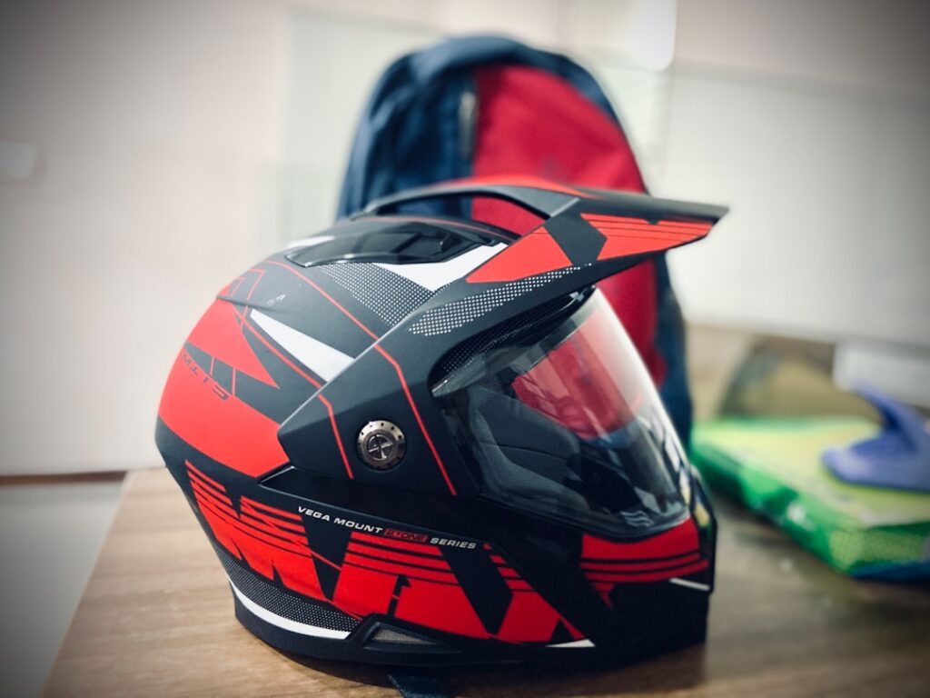 découvrez notre sélection de casques conçus pour allier sécurité, confort et style. protégez-vous avec un casque fiable adapté à vos besoins, que ce soit pour le vélo, la moto ou le sport.