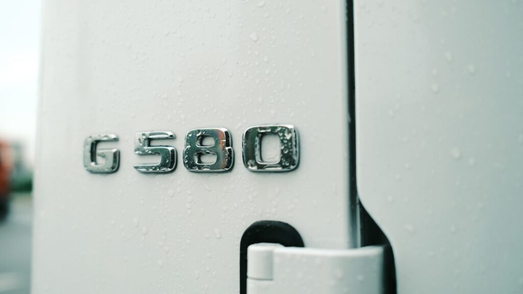 découvrez le peugeot 3008 : un suv élégant et moderne, offrant confort, technologies innovantes et performances dynamiques. explorez ses caractéristiques, motorisations et équipements adaptés à tous vos besoins.
