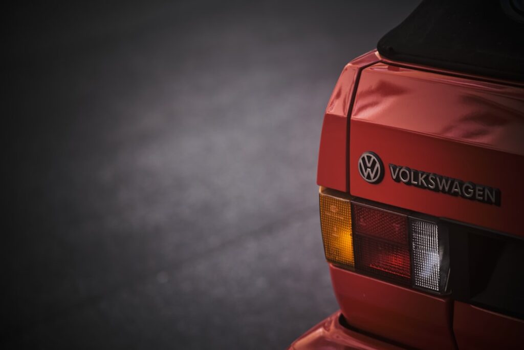 Découverte de l’autonomie du véhicule Volkswagen ID.Buzz découvrez le volkswagen id.buzz, le mythique combi revisité en version 100% électrique. alliant design rétro et technologies modernes, l’id.buzz offre confort, espace et mobilité durable pour tous vos trajets.