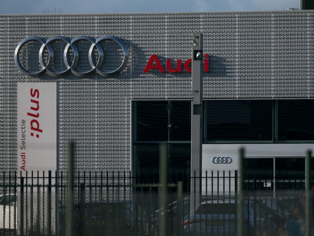 découvrez l'audi a9 e-tron, le suv électrique de luxe alliant design élégant, technologie de pointe et performance écologique pour une conduite innovante.