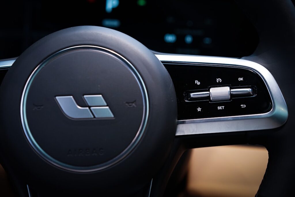 li auto l9 : un grand SUV chinois offrant une autonomie impressionnante de 1 200 km découvrez notre sélection de suv électriques alliant performance, autonomie et respect de l'environnement pour une conduite moderne et éco-responsable.