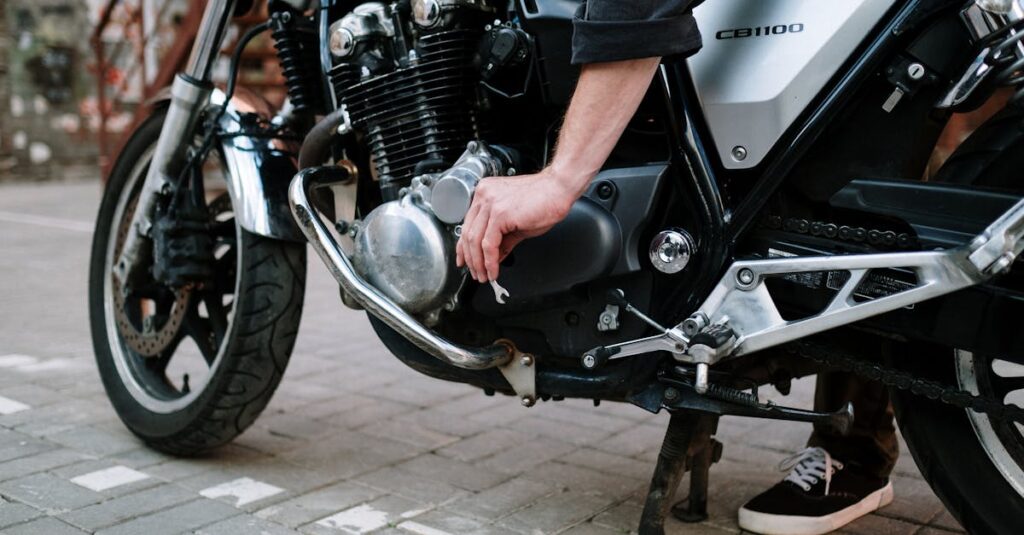 Découvrez la Honda CBR 1000 RR Repsol : une icône de la performance motocycliste découvrez la honda cbr 1000 rr repsol, une moto sportive au design inspiré des courses, alliant puissance, performance et style emblématique repsol pour les passionnés de vitesse.