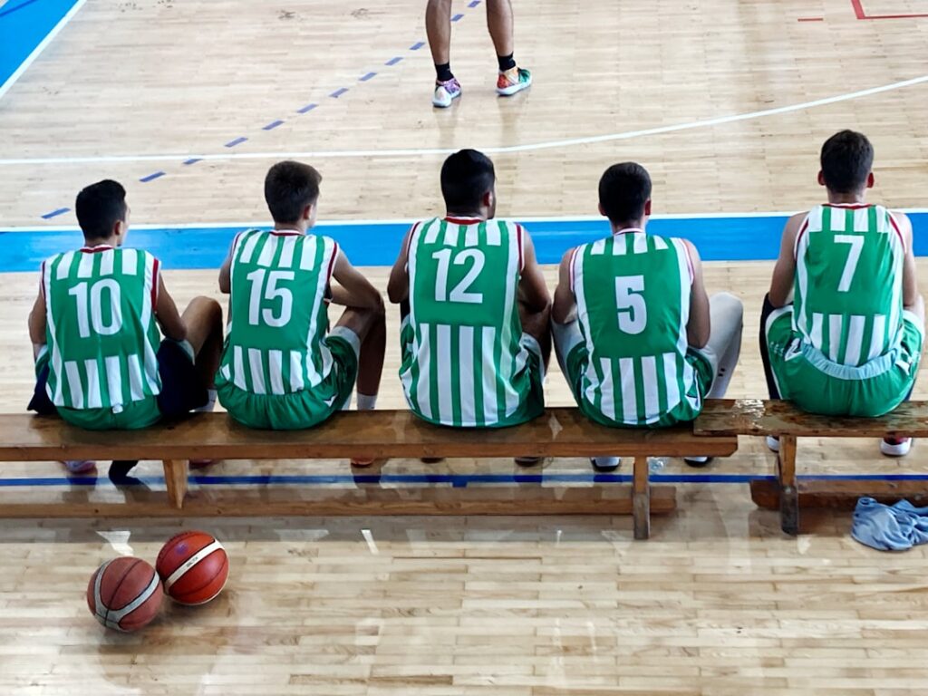 découvrez l'équipe nakamura, une équipe dynamique et passionnée dédiée à l'excellence et à l'innovation dans son domaine.