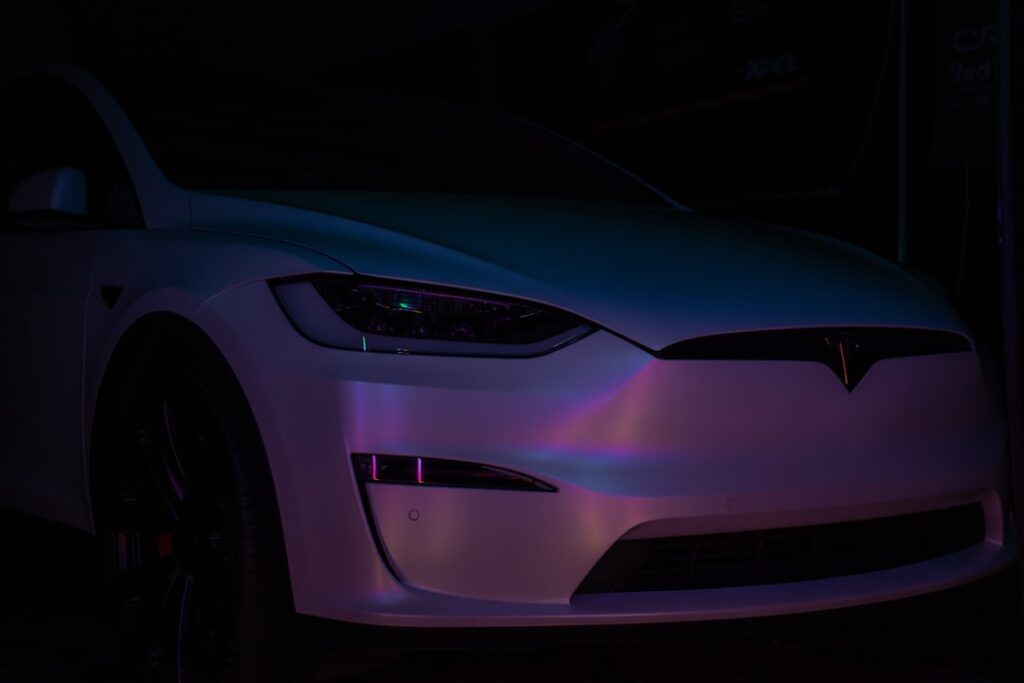 découvrez tout ce qu'il faut savoir sur la manipulation du kilométrage dans la garantie tesla, ses risques et comment protéger vos droits.