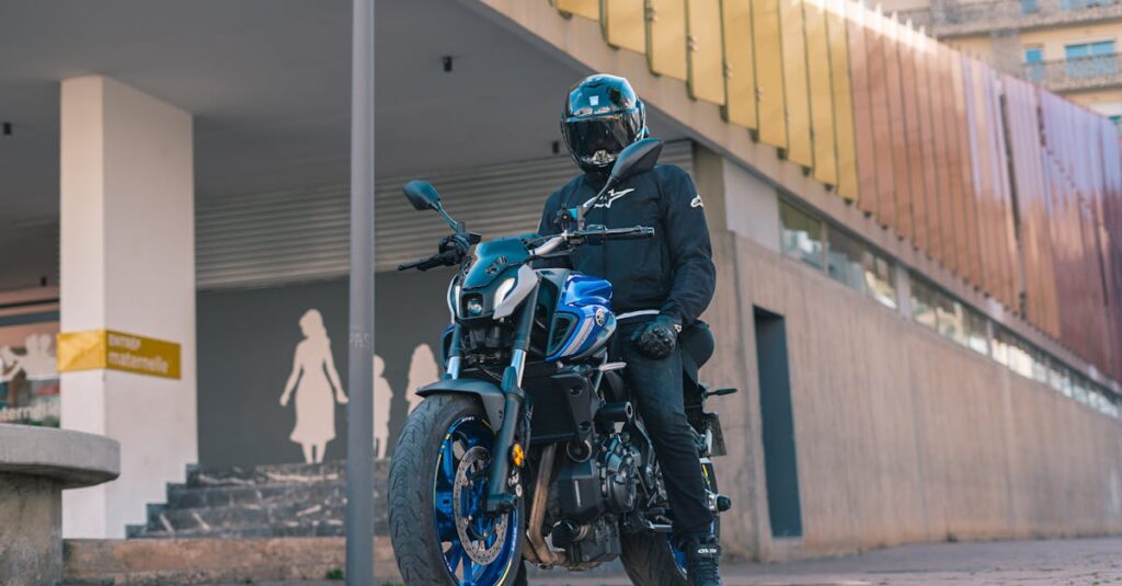 découverte de la Yamaha MT-07 : caractéristiques et spécifications techniques découvrez la yamaha mt-07, une moto sportive et polyvalente alliant performance, agilité et design moderne pour des sensations de conduite uniques.