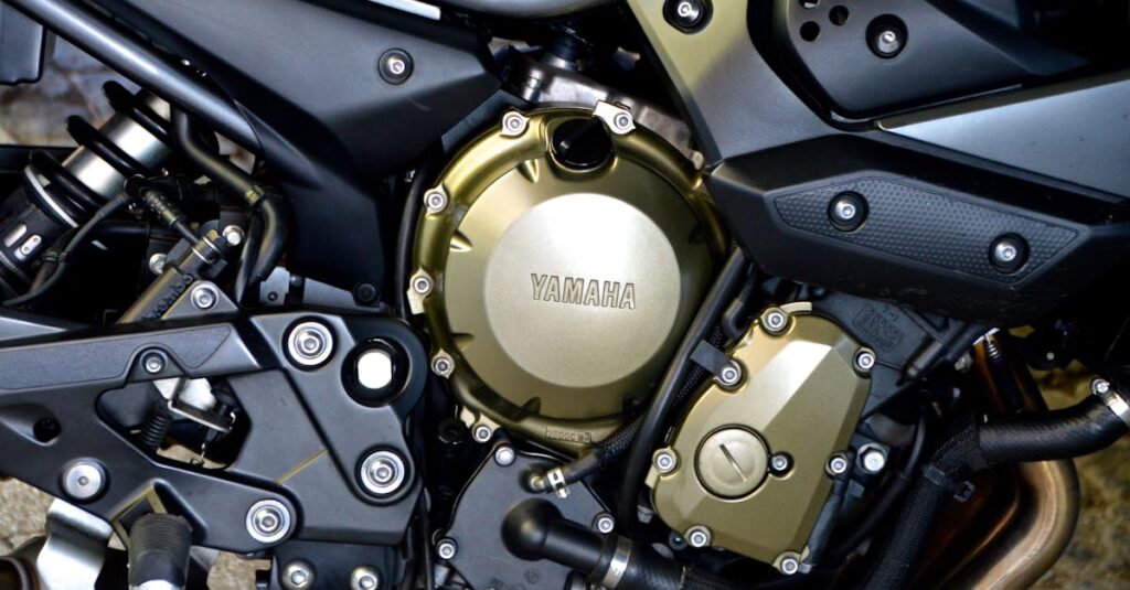 découvrez la yamaha tracer 700, une moto polyvalente alliant performance, confort et design dynamique pour des aventures inoubliables sur route.