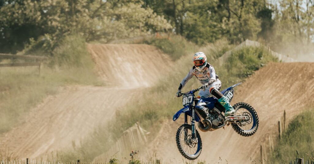 Yamaha TZ 750 Trackmaster : un défi de pilotage pour la plupart des motards découvrez la yamaha tz 750 trackmaster, une moto de course légendaire alliant puissance et performance pour les passionnés de vitesse sur circuit.